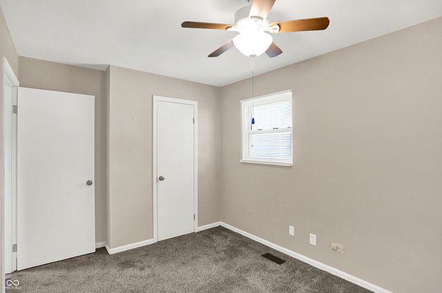 912 W 6th Street, Greenfield, IN 46140