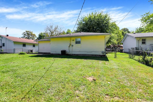 912 W 6th Street, Greenfield, IN 46140