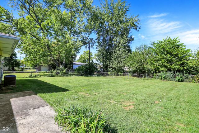 912 W 6th Street, Greenfield, IN 46140