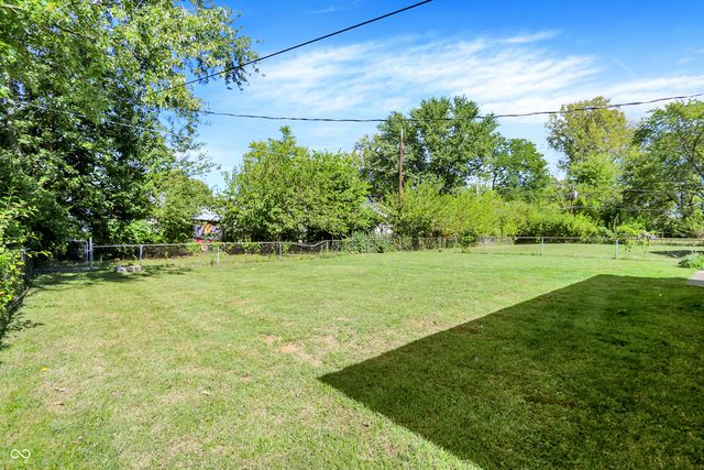 912 W 6th Street, Greenfield, IN 46140