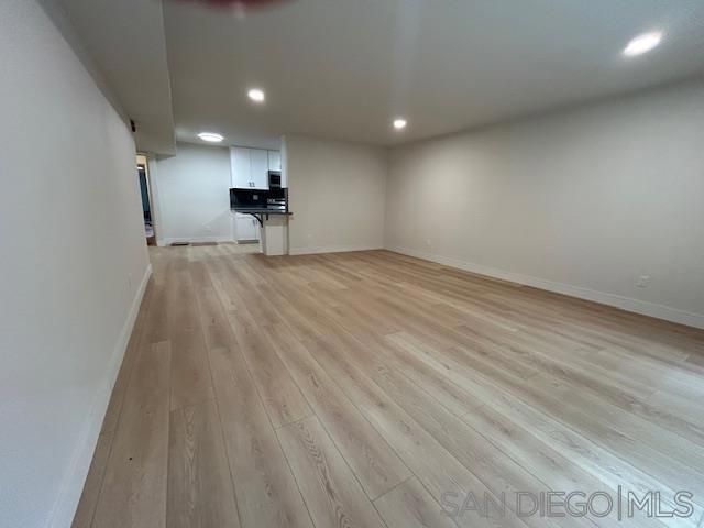 811 W Nutmeg 102, San Diego, CA 92103