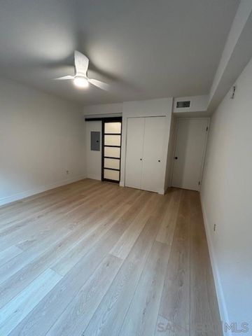 811 W Nutmeg 102, San Diego, CA 92103