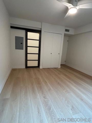 811 W Nutmeg 102, San Diego, CA 92103