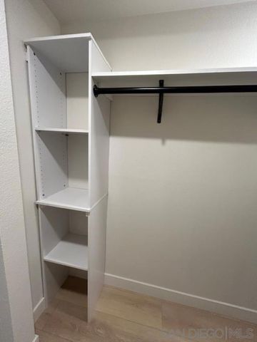 811 W Nutmeg 102, San Diego, CA 92103