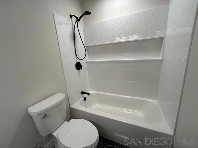 811 W Nutmeg 102, San Diego, CA 92103
