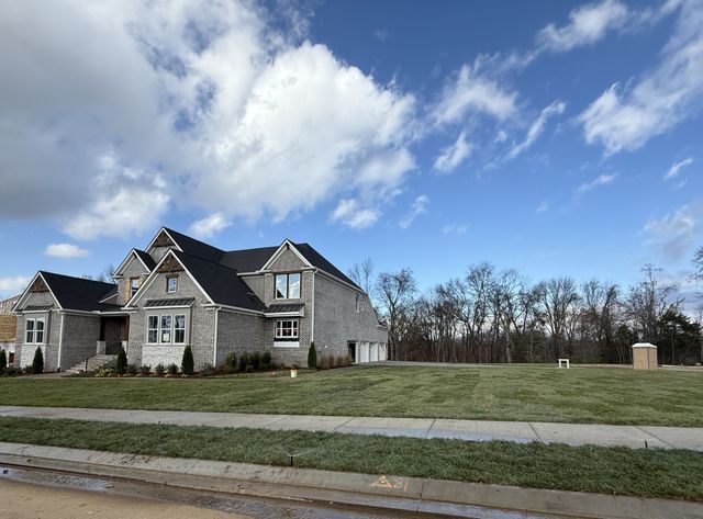 5700 Nola Dr, Arrington, TN 37014