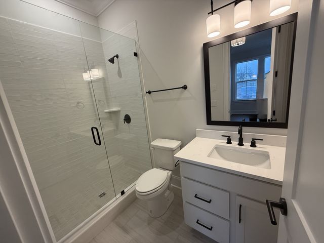 5700 Nola Dr, Arrington, TN 37014