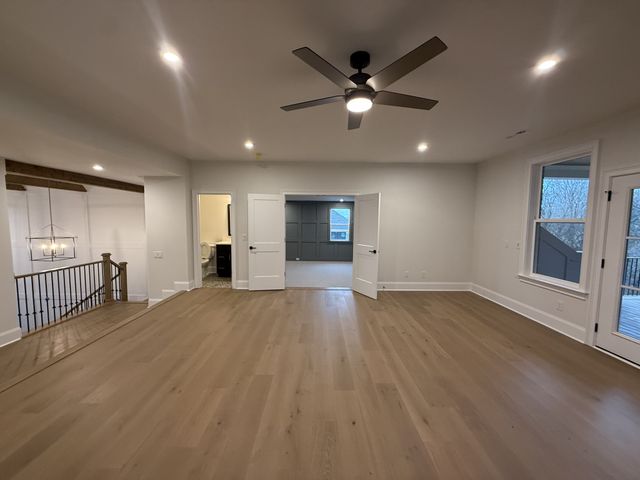 5700 Nola Dr, Arrington, TN 37014