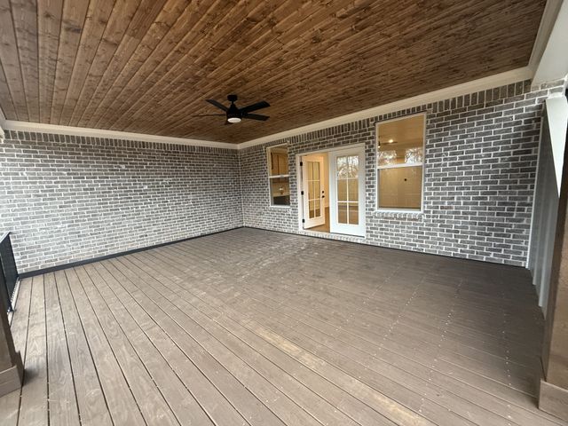 5700 Nola Dr, Arrington, TN 37014