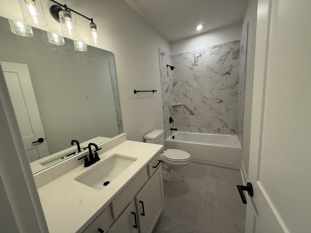 5700 Nola Dr, Arrington, TN 37014