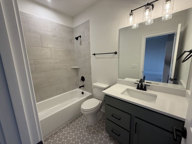 5700 Nola Dr, Arrington, TN 37014