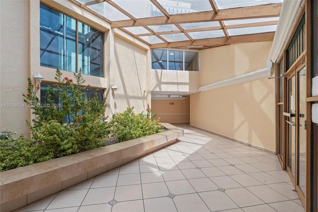 2055 SW 122nd Ave 326, Miami, FL 33175