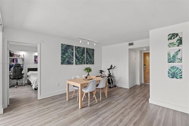 2055 SW 122nd Ave 326, Miami, FL 33175