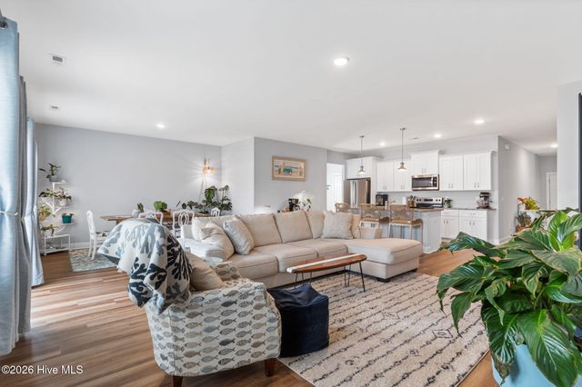 1664 Star Cross Drive SW, Shallotte, NC 28470