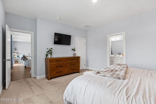 1664 Star Cross Drive SW, Shallotte, NC 28470