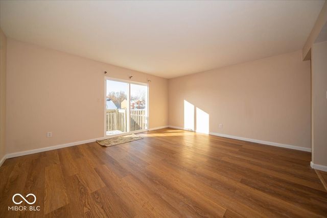 8444 Hague Road 20, Indianapolis, IN 46256