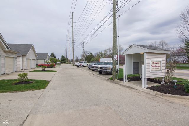 8444 Hague Road 20, Indianapolis, IN 46256