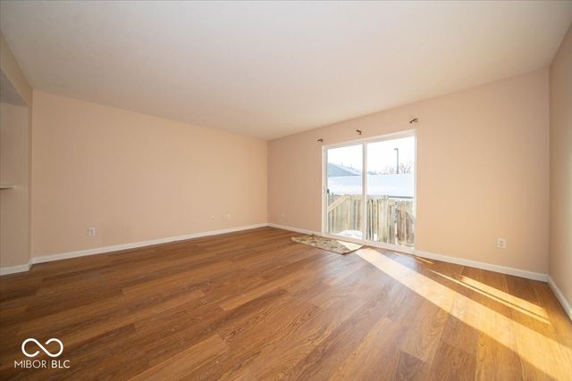 8444 Hague Road 20, Indianapolis, IN 46256