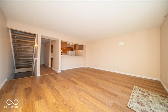 8444 Hague Road 20, Indianapolis, IN 46256