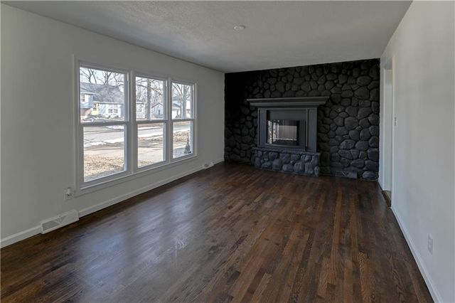 13310 Donnelly Avenue, Grandview, MO 64030