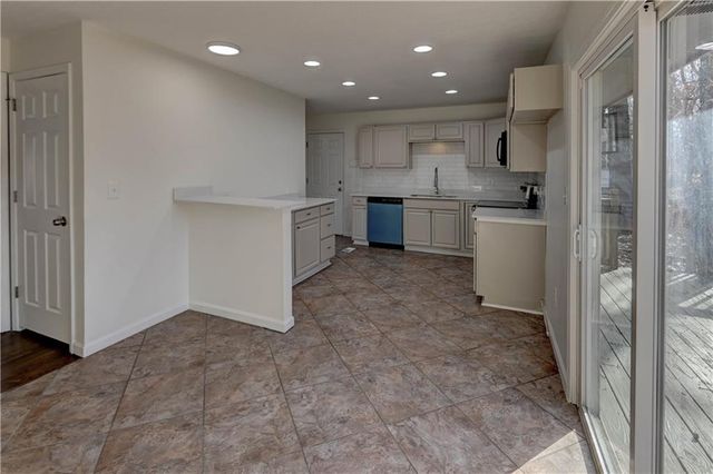 13310 Donnelly Avenue, Grandview, MO 64030