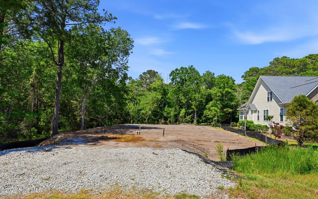 575 Riverwood Drive SE, Bolivia, NC 28422