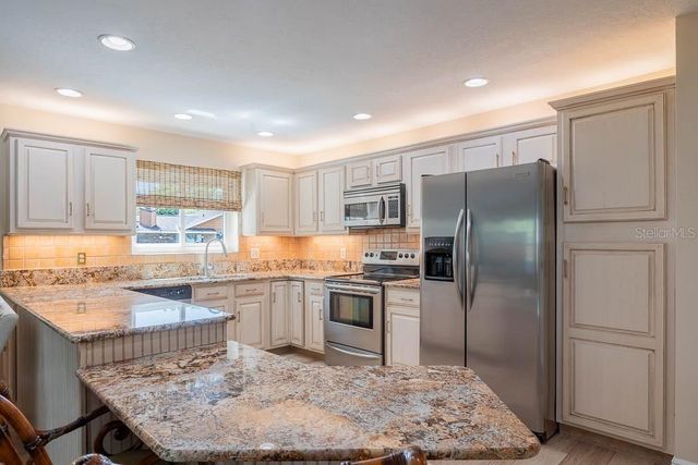 403 TIMBER RIDGE DRIVE, Longwood, FL 32779