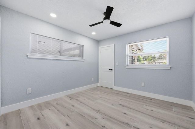 4435 HUNTINGTON STREET NE, St Petersburg, FL 33703
