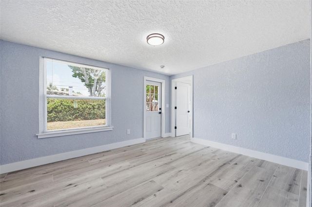 4435 HUNTINGTON STREET NE, St Petersburg, FL 33703