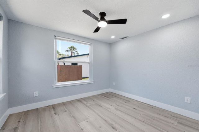 4435 HUNTINGTON STREET NE, St Petersburg, FL 33703