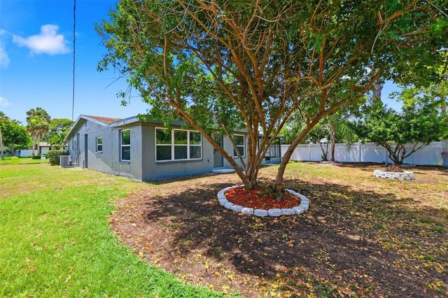 4435 HUNTINGTON STREET NE, St Petersburg, FL 33703