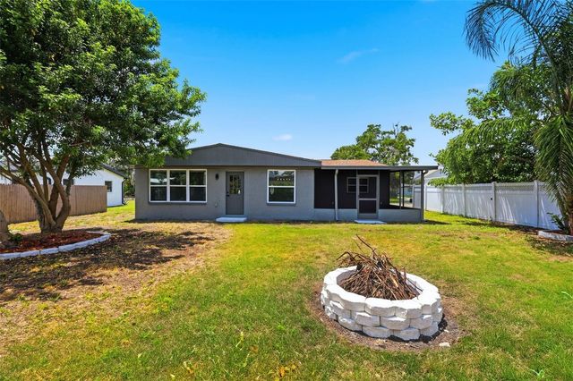 4435 HUNTINGTON STREET NE, St Petersburg, FL 33703