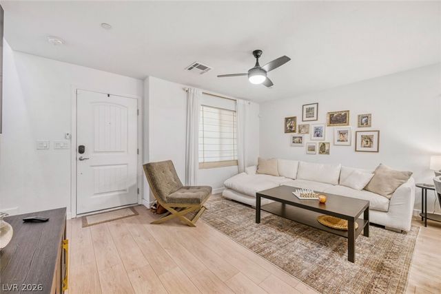 677 Omaggio Place, Henderson, NV 89011