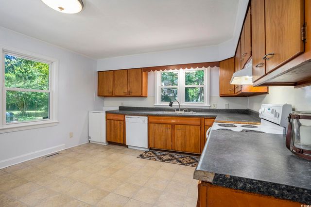 602 3rd Ave. N, Myrtle Beach, SC 29577