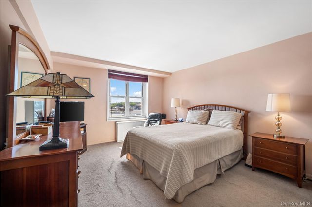 211-65 23rd Avenue 5E, Bayside, NY 11360