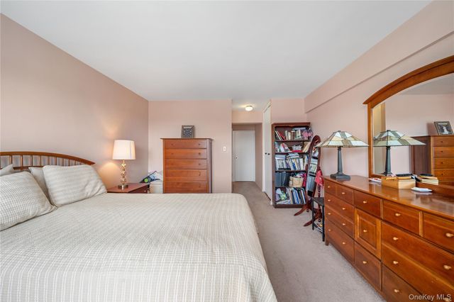 211-65 23rd Avenue 5E, Bayside, NY 11360