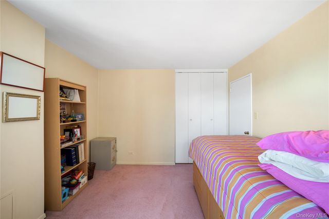 211-65 23rd Avenue 5E, Bayside, NY 11360