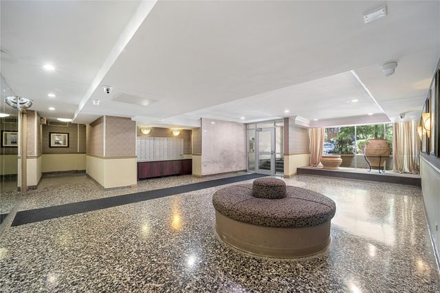 211-65 23rd Avenue 5E, Bayside, NY 11360