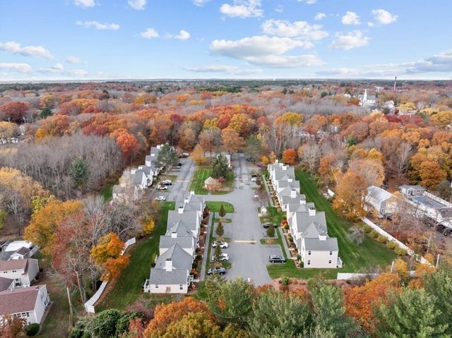 96 Danforth St 49, Taunton, MA 02780