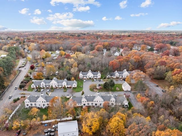 96 Danforth St 49, Taunton, MA 02780