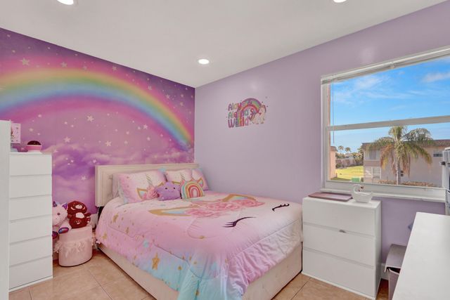 502 Davis Road 12, Palm Springs, FL 33461