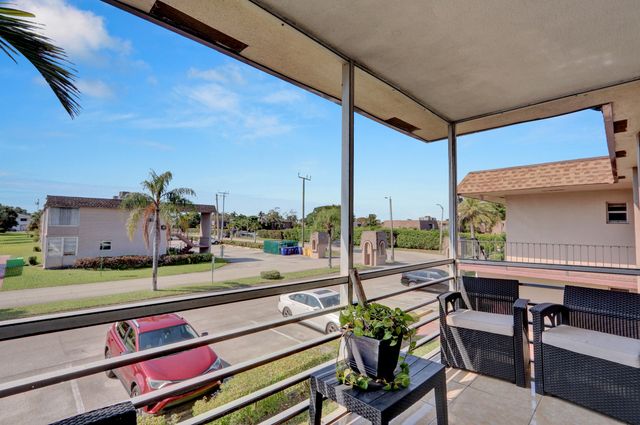 502 Davis Road 12, Palm Springs, FL 33461