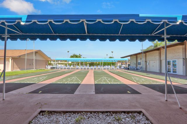 502 Davis Road 12, Palm Springs, FL 33461