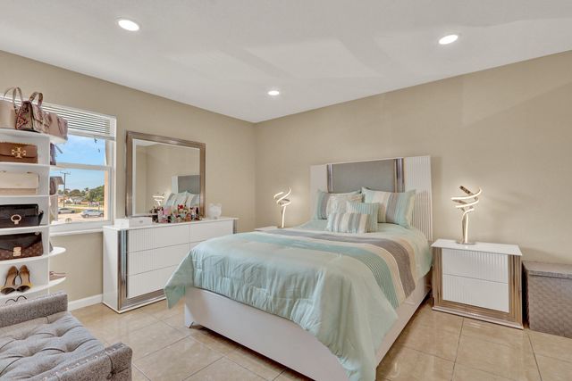 502 Davis Road 12, Palm Springs, FL 33461