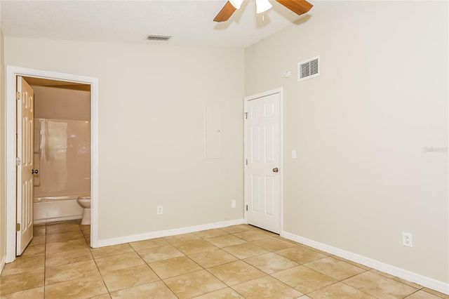 824 PINEWOOD STREET, Daytona Beach, FL 32117