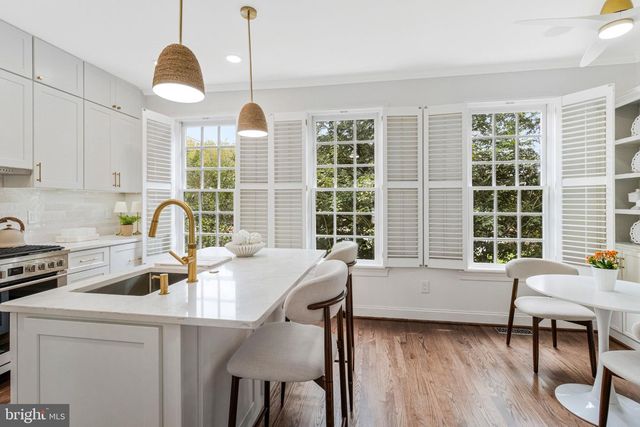 317 S HENRY ST, Alexandria, VA 22314