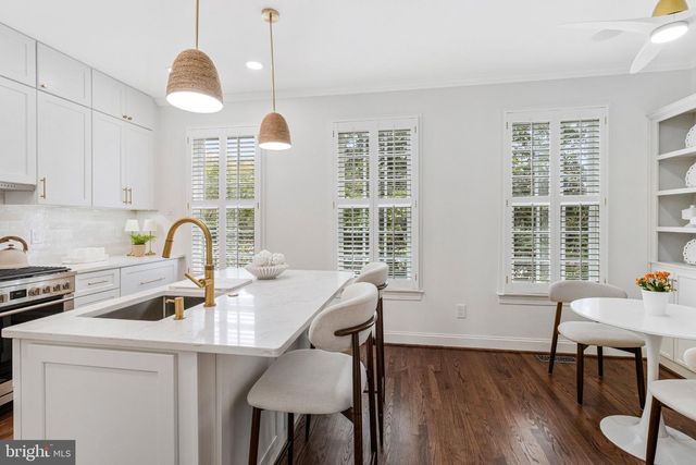 317 S HENRY ST, Alexandria, VA 22314