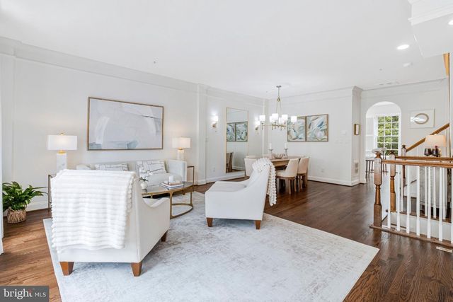 317 S HENRY ST, Alexandria, VA 22314