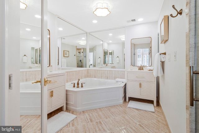 317 S HENRY ST, Alexandria, VA 22314