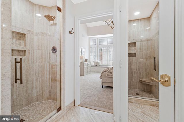 317 S HENRY ST, Alexandria, VA 22314